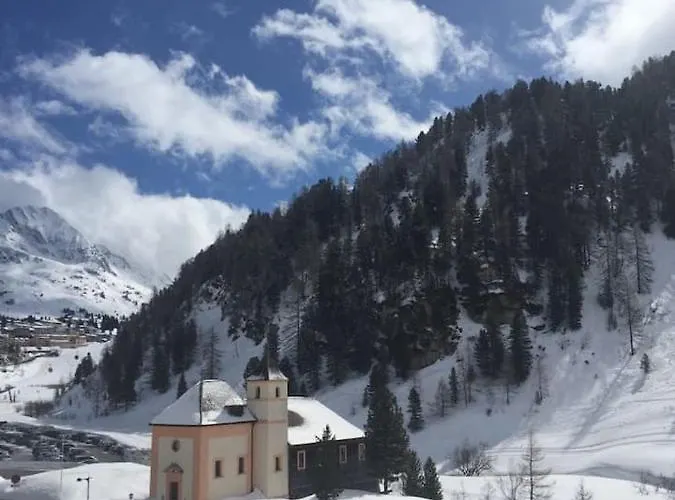 Alpsrental Freja Апартаменти *